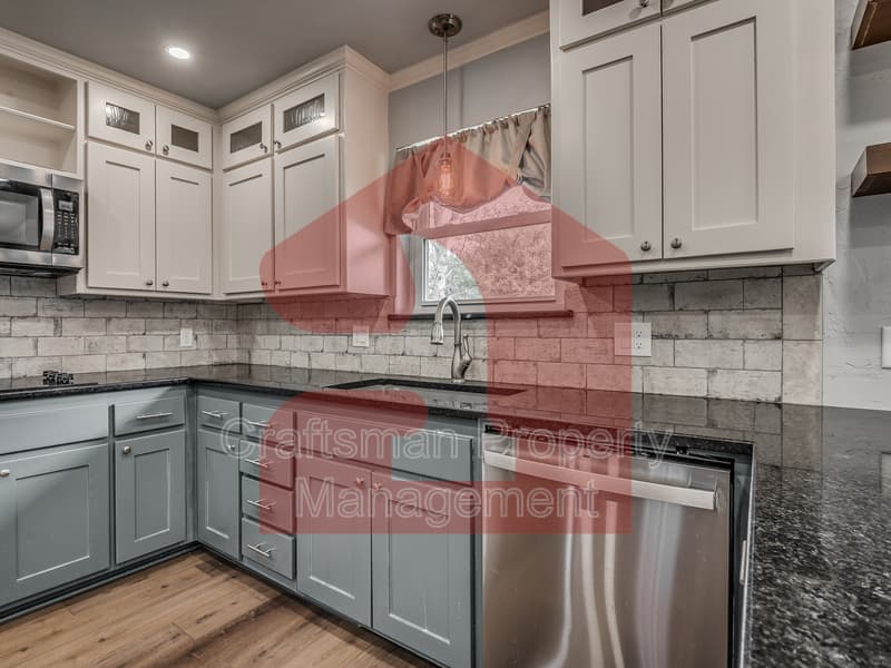 Oklahoma City House: 5313 Northwest 110th Street
