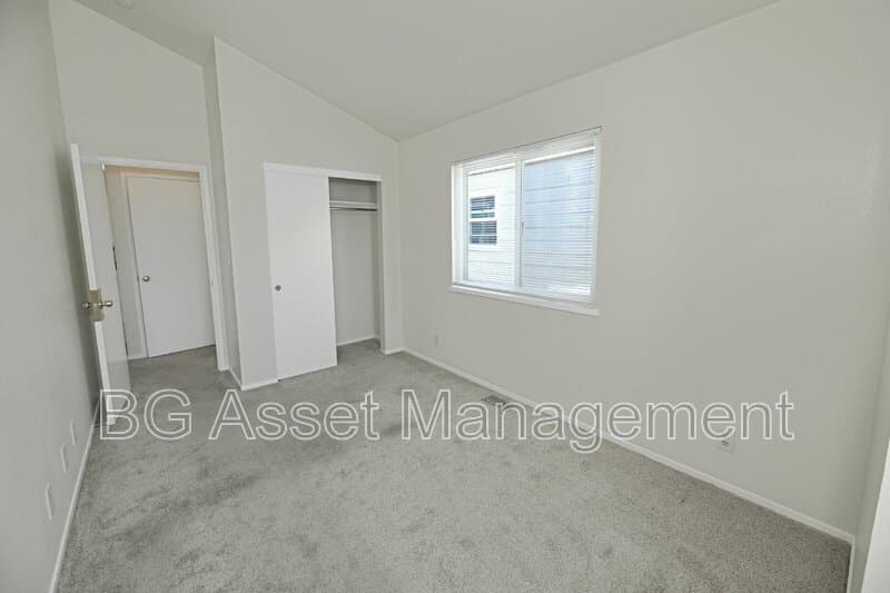 Rodeo House: 810 3rd St
