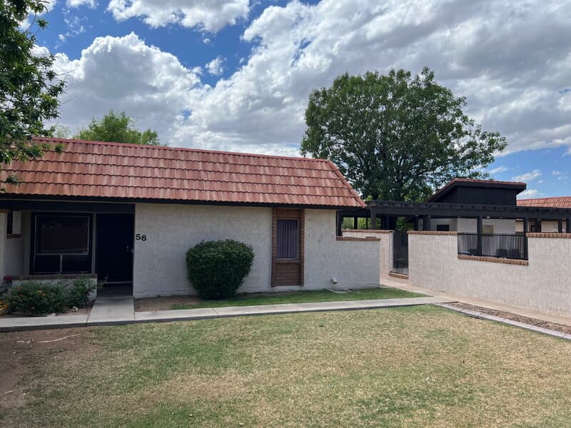 Chandler Townhome: 25 N Cottonwood St