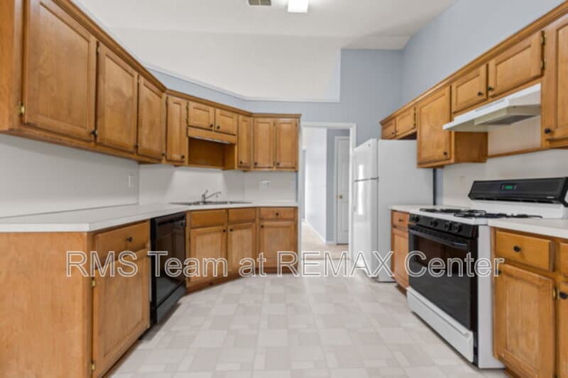 Dacula House: 2510 Fort Daniels Dr