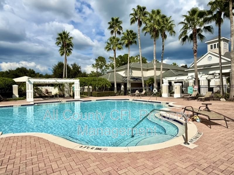 Winter Garden Condo: 417 Southern Pecan Circle
