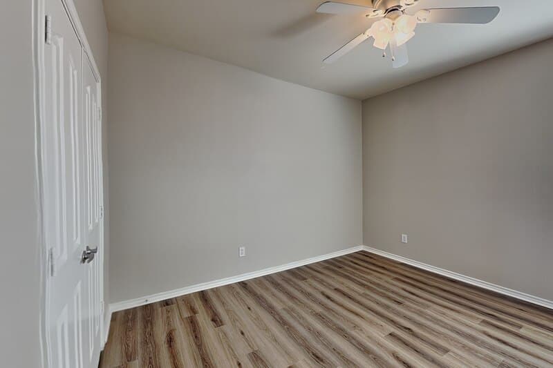 Arlington House: 7601 Yearling Way