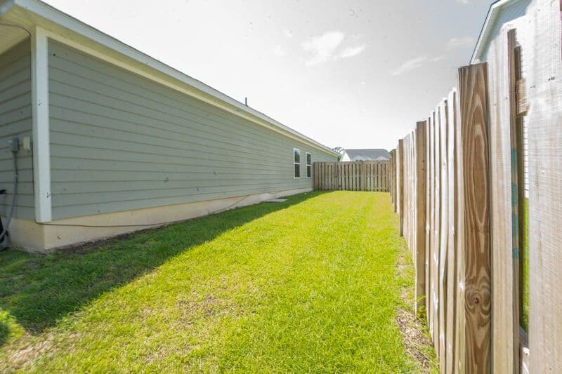Richmond Hill House: 66 Rimmon Ct