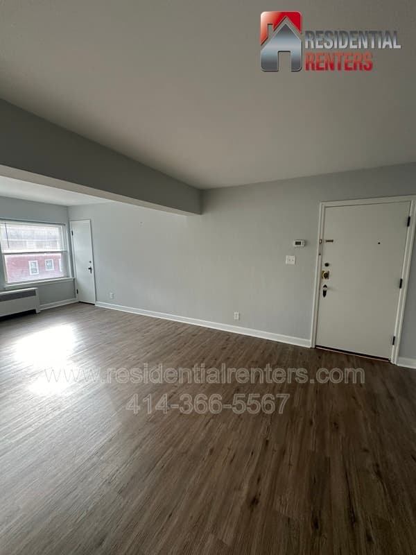 West Allis Condo: 8020 W Becher Street