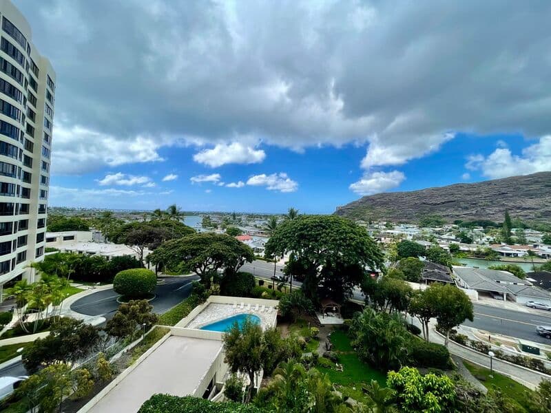Honolulu Condo: 6750 Hawaii Kai Dr