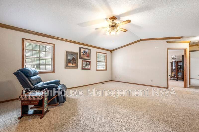 Bentonville House: 1609 SW 2nd Street