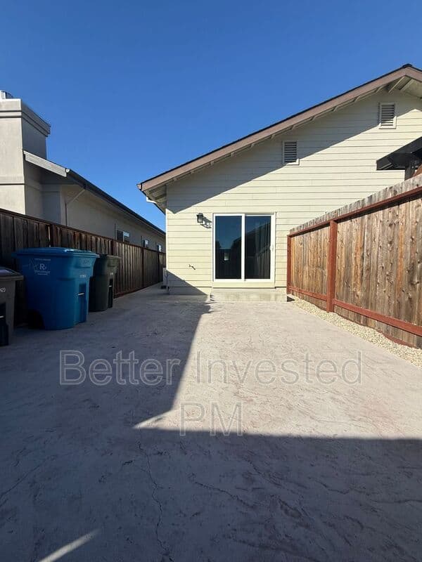 Santa Rosa Condo: 1676-A Waring Ct