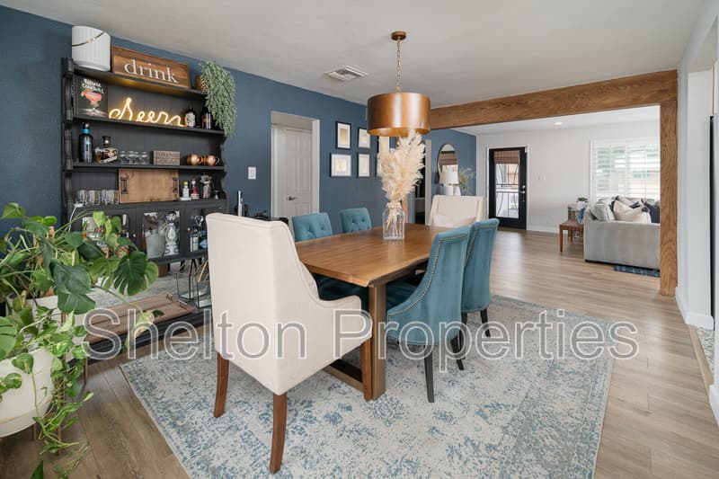 Phoenix House: 1731 W Highland Ave