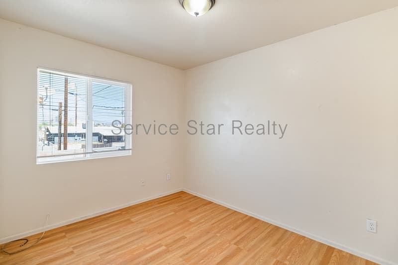 Phoenix Condo: 2510 E Pueblo Ave