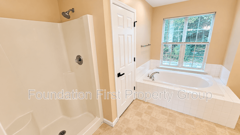 Gettysburg House: 874 Boyds School Rd