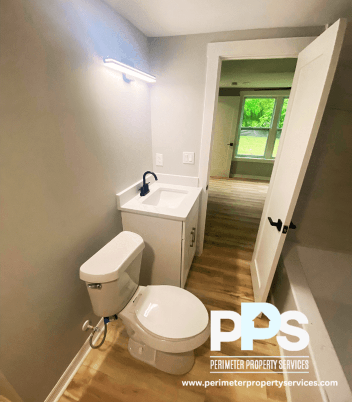Marietta House: 254 Carruth Dr SE