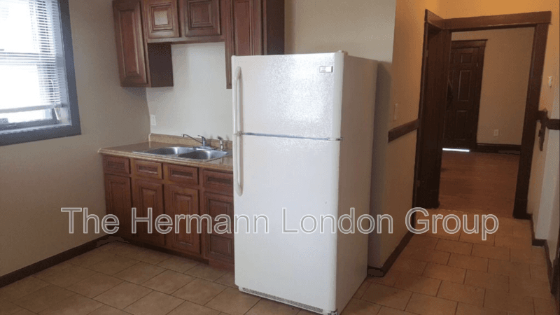 Saint Louis Condo: 4242 Dewey Ave