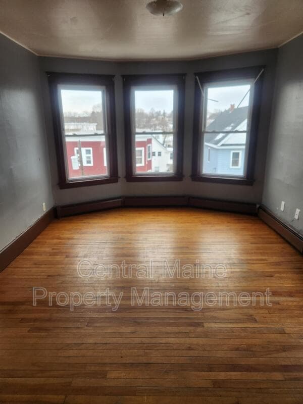 Lewiston Condo: 131 Horton St.