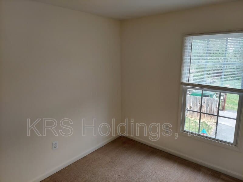 Harrisonburg Townhome: 1143 Commercial Ct
