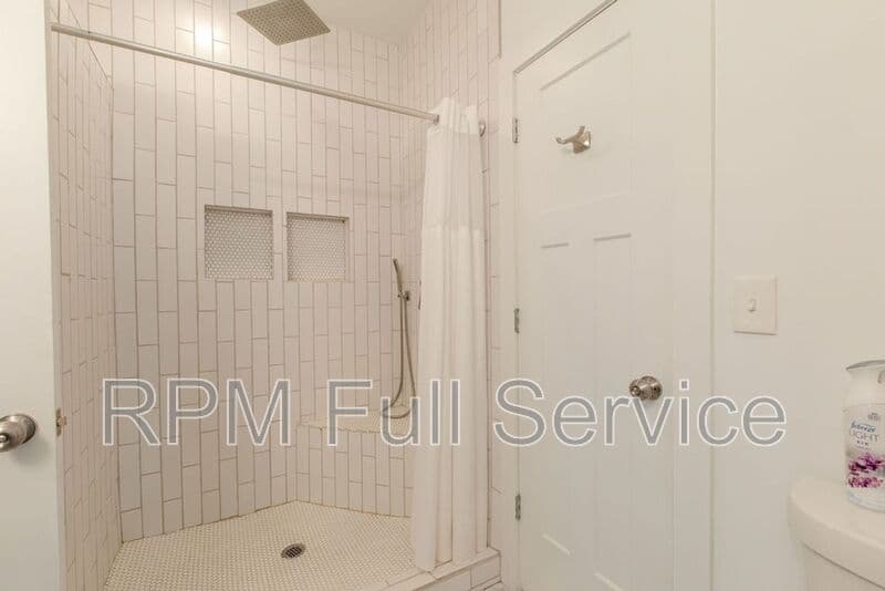 Nashville Condo: 1021 College Ave