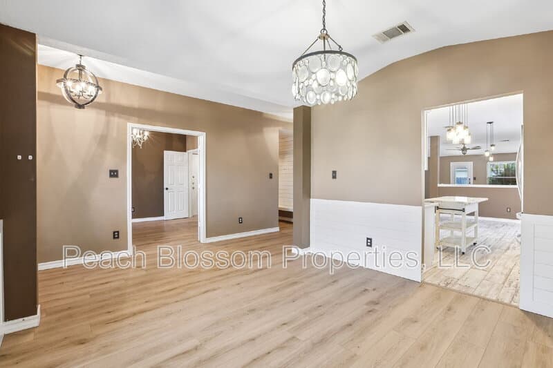 Round Rock House: 2656 Bradley Lane