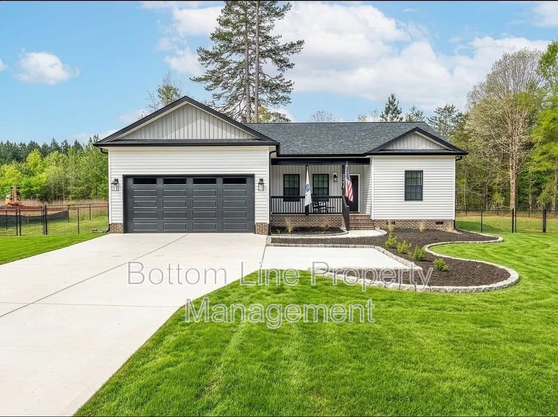 Crouse House: 2462 Shoal Rd