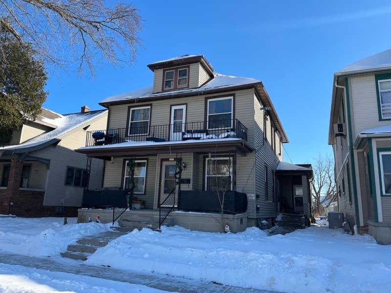 Sheboygan Condo: 1561 North 15th Street