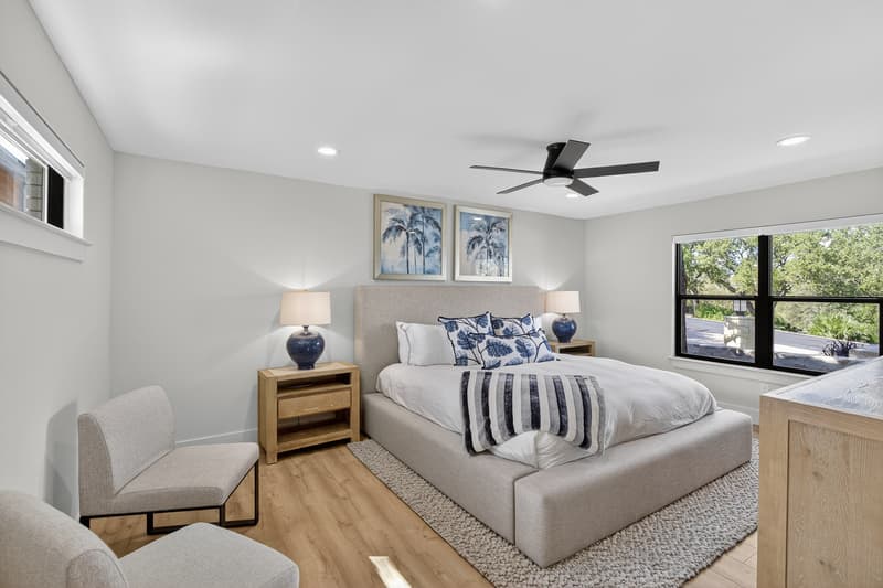 Horseshoe Bay House: 820 Broken Arrow