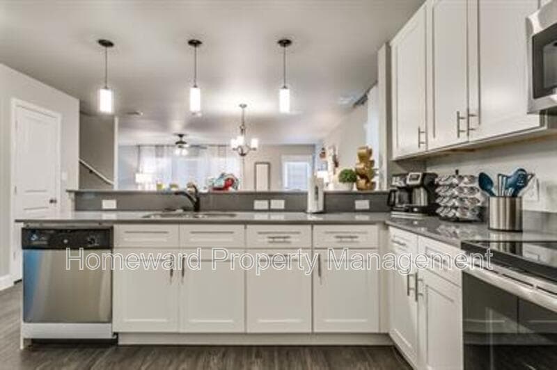 Denton Condo: 3816 Sheraton Rd Denton, TX 76209