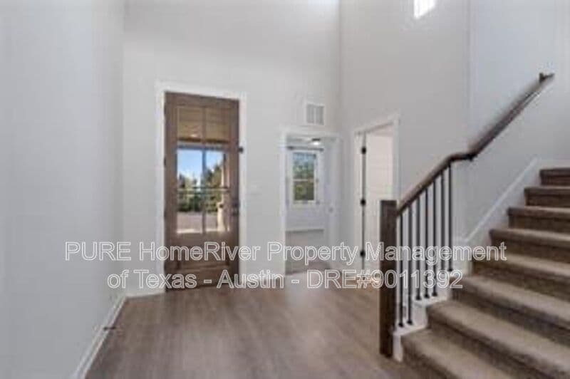 Georgetown House: 336 Berkeley Pl