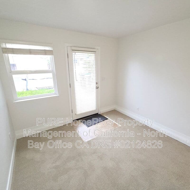 Petaluma House: 2 Raymond Heights