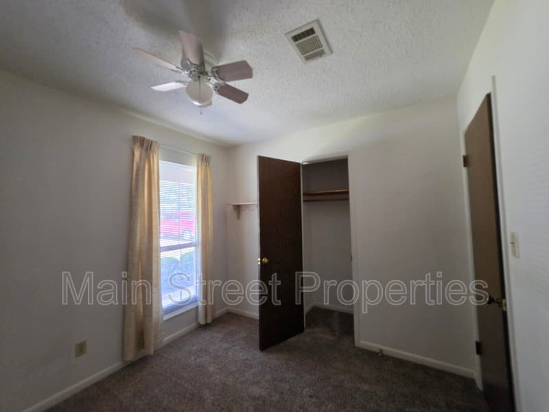 Pensacola House: 5505 Fairview Drive