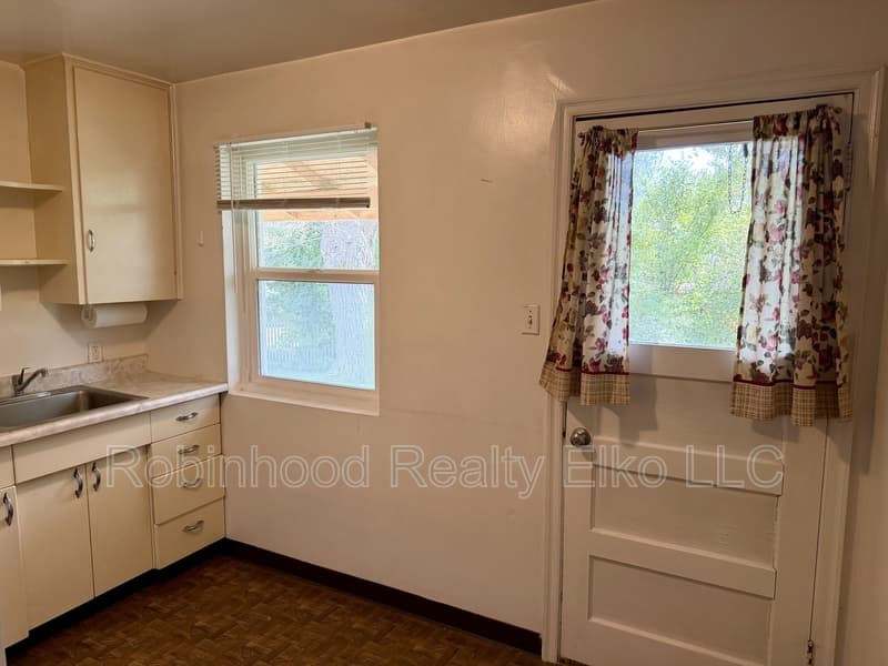 Elko Condo: 1183 3rd Street #3