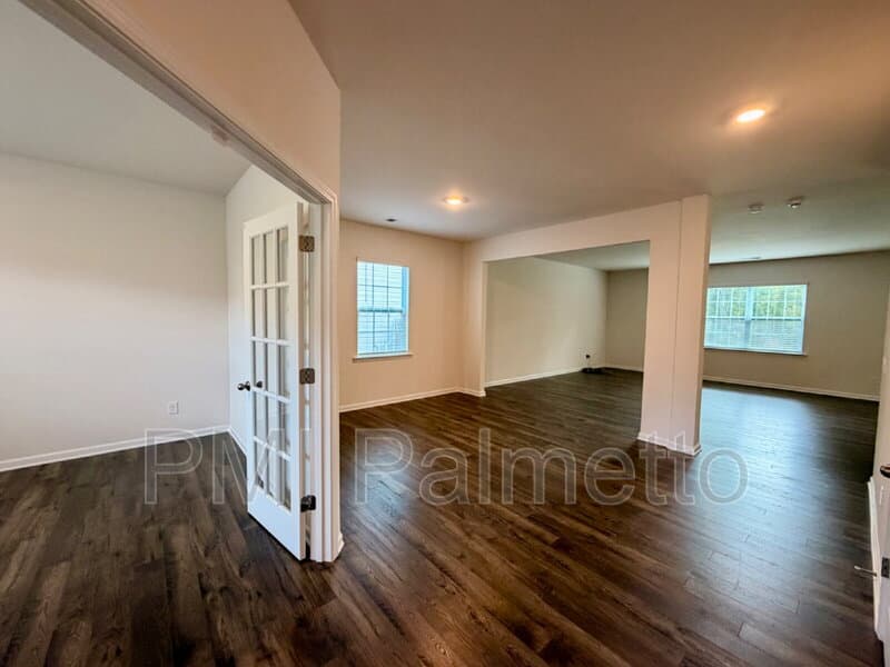 Lexington House: 771 Tiger Lily Drive