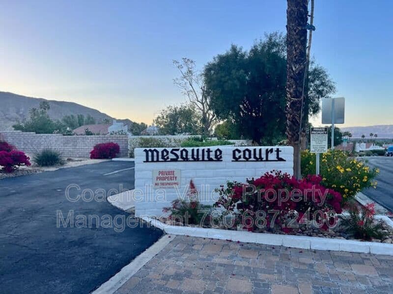 Palm Desert Condo: 72730 Mesquite Ct