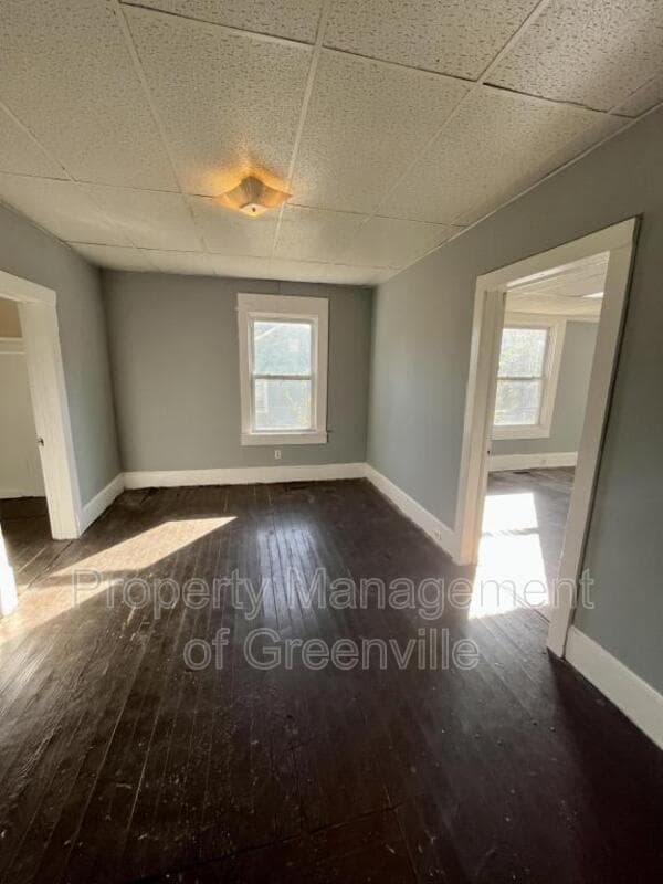 Greenville House: 33 6th Street