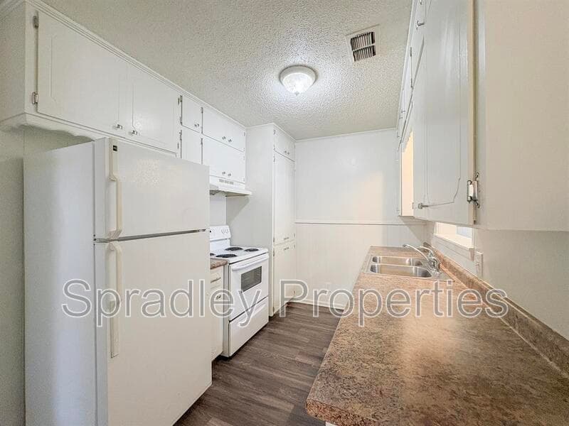 Temple Townhome: 326B Tucson Dr