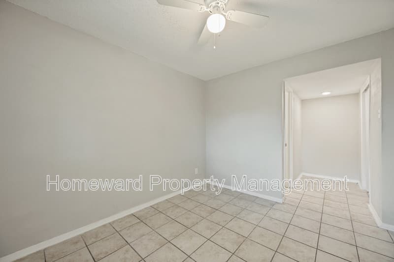 Denison Condo: 1001 West Elm Street - 204