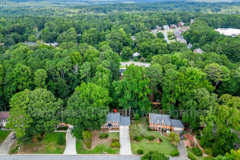 Lawrenceville House: 766 Chesterfield Dr