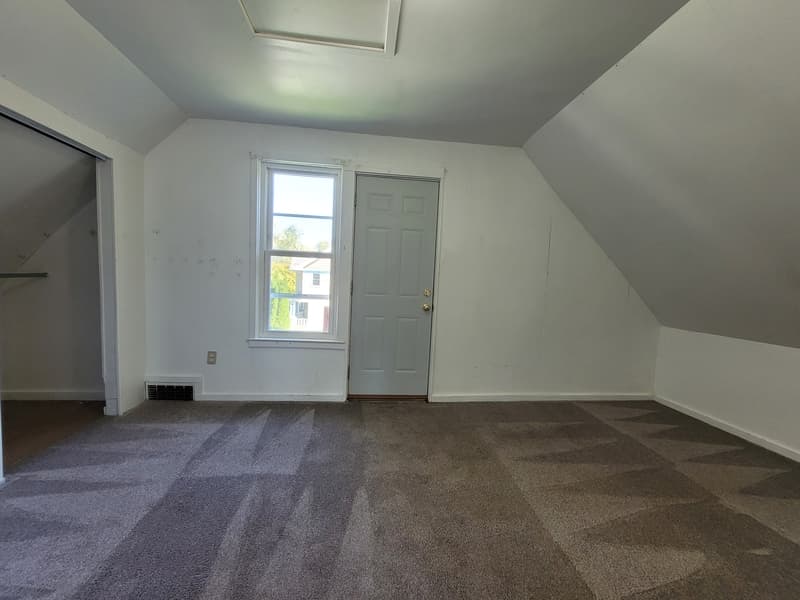 Appleton Condo: 207 E. Commercial St.