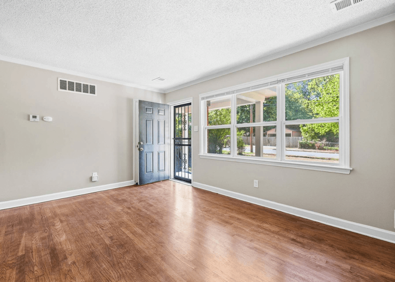 Memphis House: 3230 Riney St