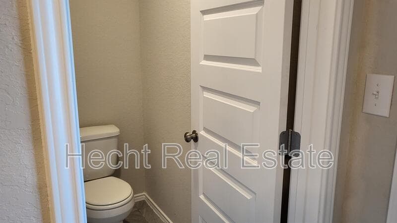 Seguin House: 2440 Ayers Drive