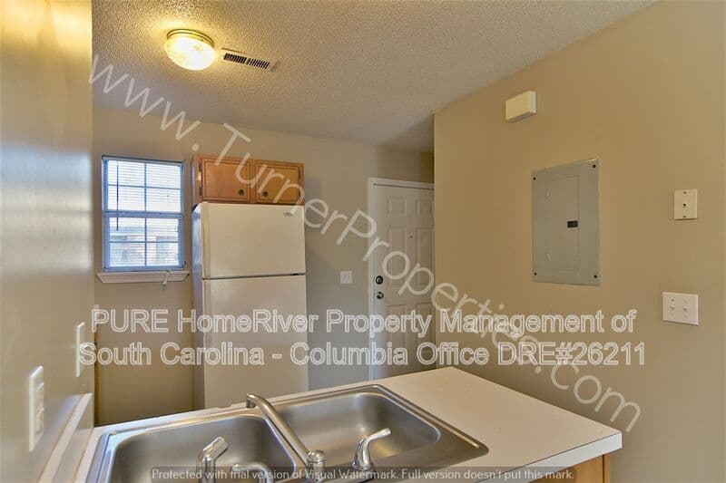 Columbia House: 3800 Plowden Rd