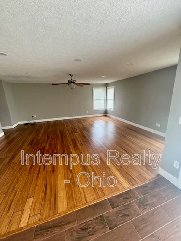 Lewis Center House: 1482 Geranium Dr