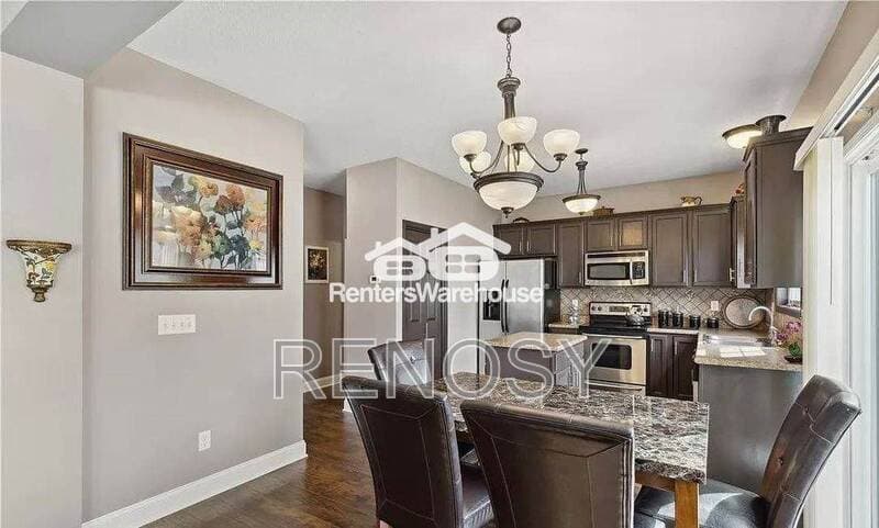 West Des Moines House: 7744 Cottonwood Ln