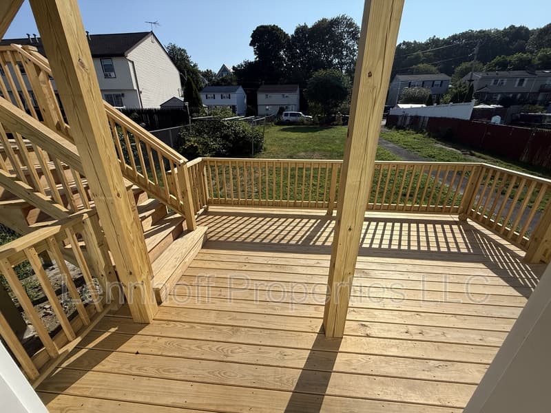 Lowell Condo: 526 Concord Street - 2