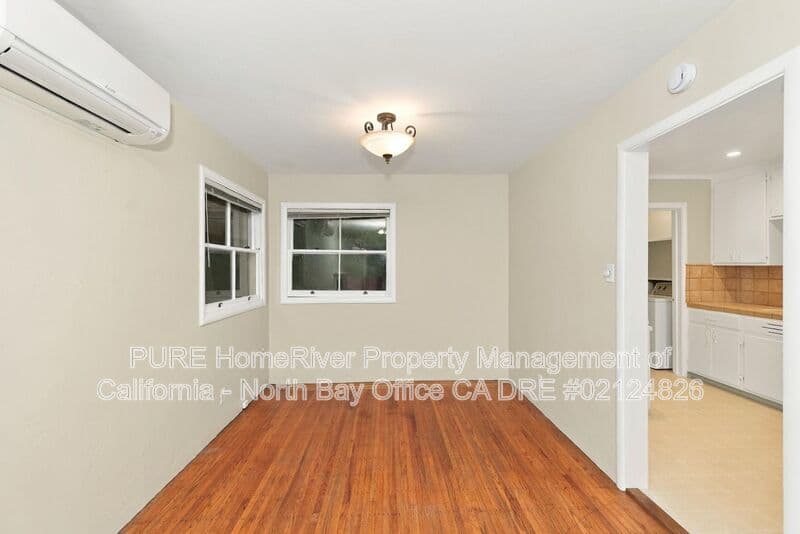 Mill Valley Condo: 10 & 12 Una Way
