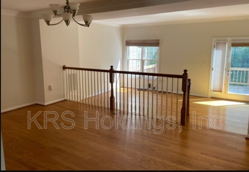 Alexandria Townhome: 6268 Walkers Croft Way