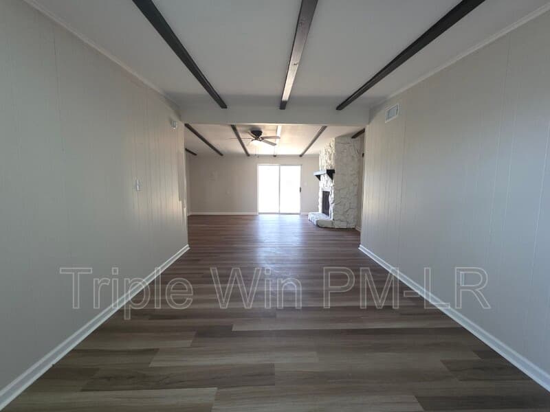 Jacksonville House: 1516 Gregory St