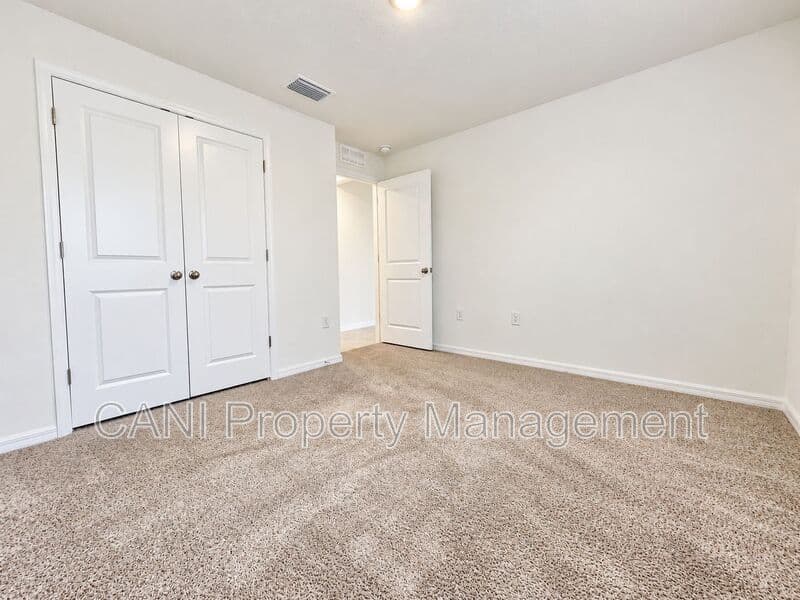 Wimauma House: 16535 Windmill Forge Pass