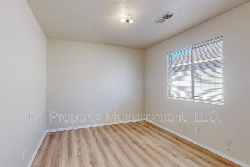 Rio Rancho House: 3473 Martin Meadows Drive Northeast