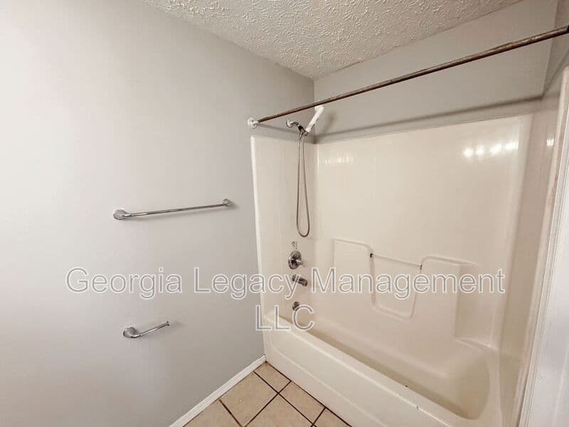 Cleveland House: 896 Campbell Street