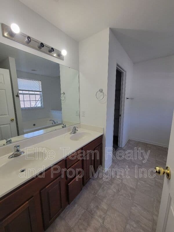 Lake Wylie Townhome: 177 Autumn Falls Dr