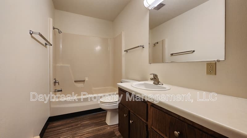Fargo Condo: 507 11th St S - 110