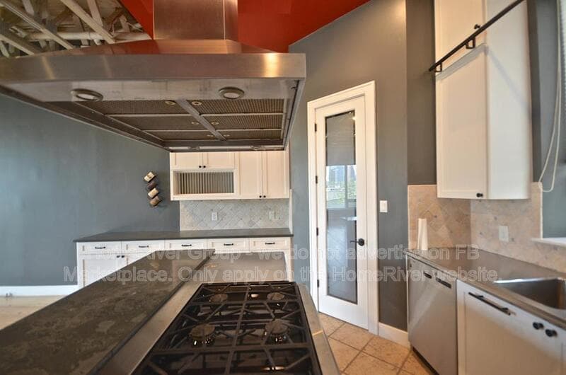 Houston House: 1324 Taft St